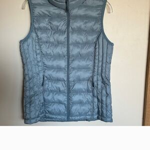 32 Degrees Women's Light Gray Quilted Vest